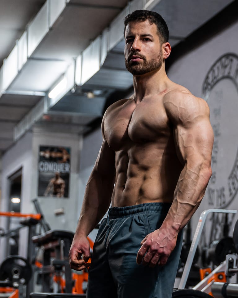 Luca Pasquariello nach mehreren Jahren Krafttraining